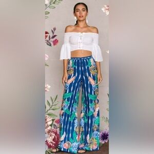 Free Market by Flying Tomato flowy tropical palazzo pants- NWOT
